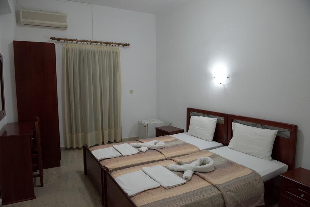 Hotel Glaros Ammoudia Eksteriør billede